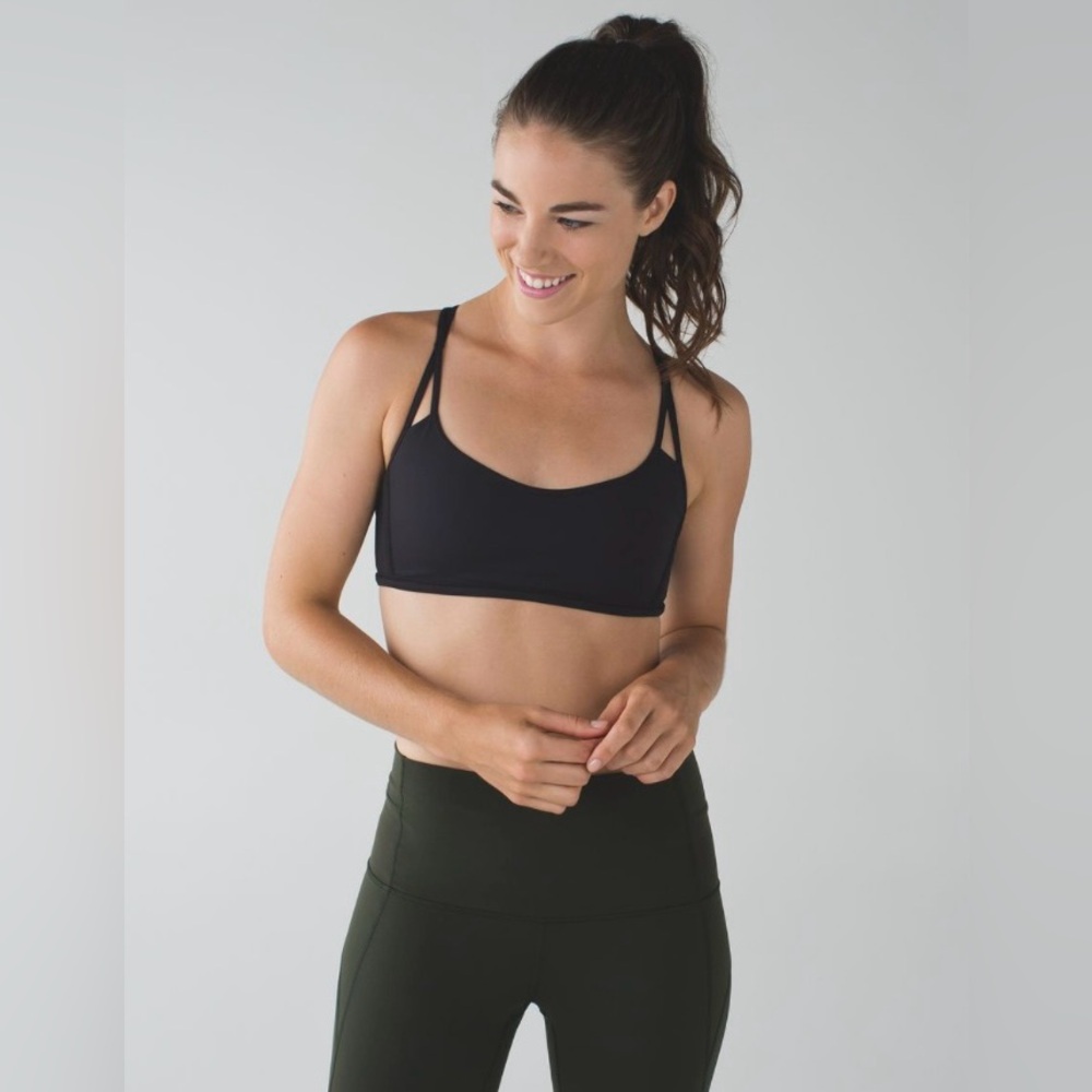 Lululemon Lighten Up Sports Bra